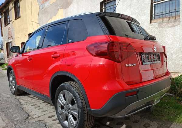 Suzuki Vitara cena 74900 przebieg: 11500, rok produkcji 2019 z Więcbork małe 79